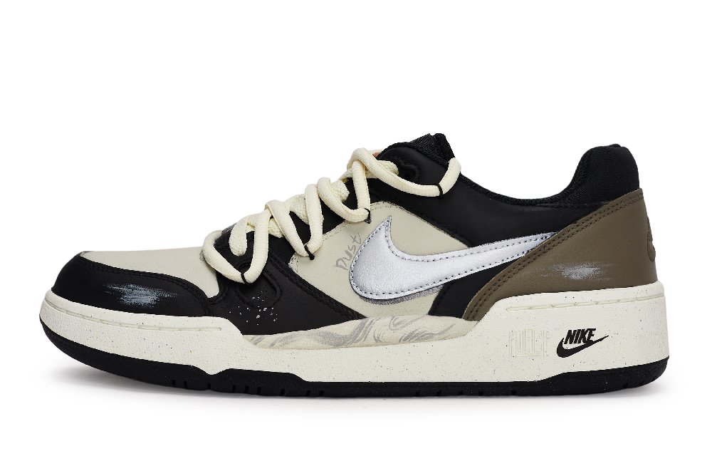 Nike Full Force REGO Hot Dog, Flashing Silver Wings Abrasion Resistant Low Top Skateboard Shoes Men's Black White Gray