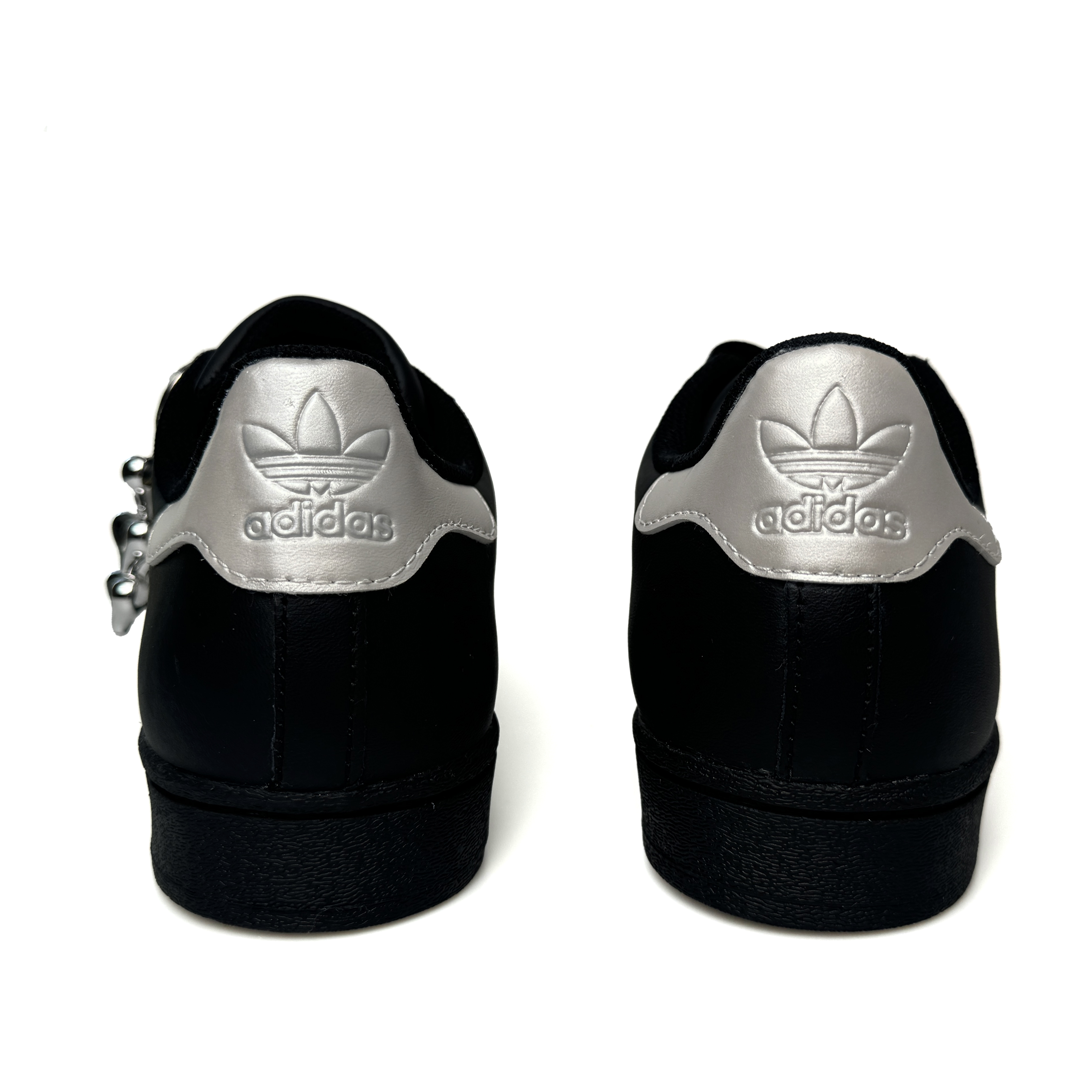 Adidas Originals SUPERSTAR Anti Slip Wear Resistant Low Top Skateboard Shoes Unisex Black Silver купить в интернет-магазине Yoocart с быстрой доставкой по России.