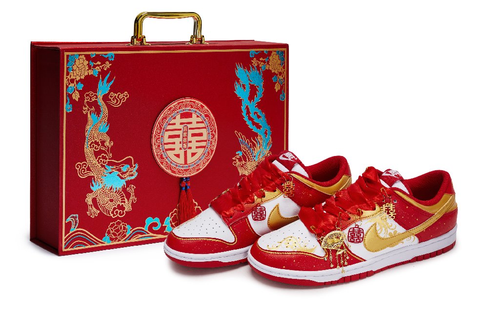 Nike Dunk Anti Slip Wear Resistant Low Top Skateboard Shoes Unisex Red White Gold