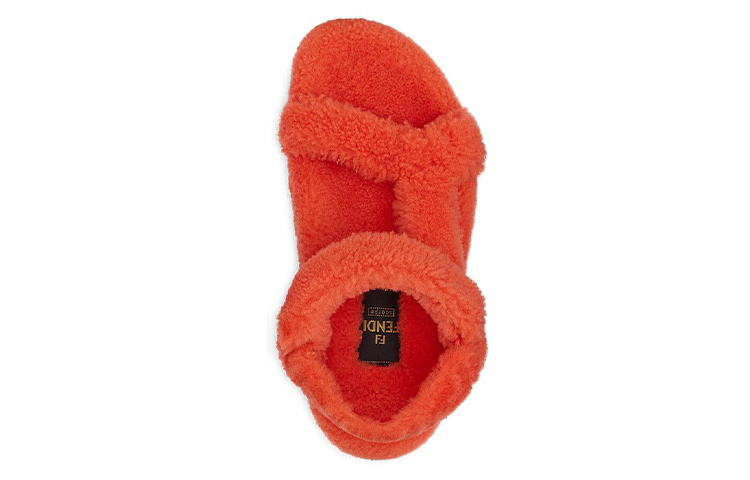 FENDI One Strap Sandals Women's Red купить в интернет-магазине Yoocart с быстрой доставкой по России.