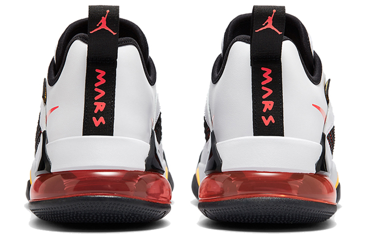 Jordan Mars 270 Low White Jade Orange купить в интернет-магазине Yoocart с быстрой доставкой по России.