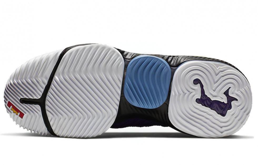 Nike LeBron 16 'Martin' купить в интернет-магазине Yoocart с быстрой доставкой по России.