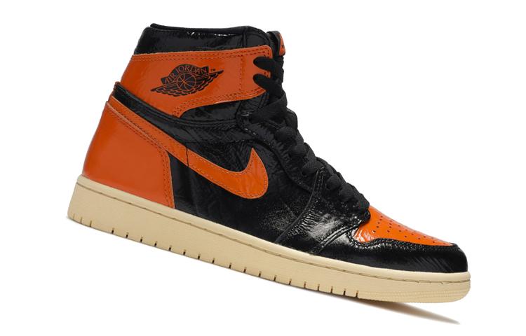 Jordan Air Jordan 1 Винтажные мужские баскетбольные кроссовки с высоким верхом.