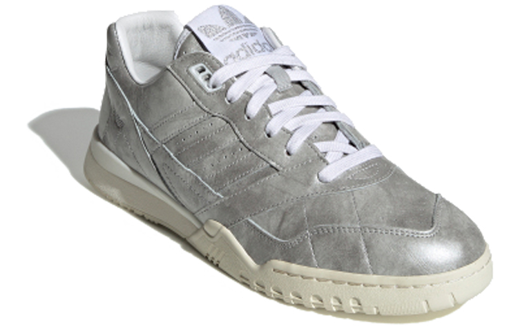 Adidas Originals A.R.TRAINER Slip Resistant Low top Skateboard Shoes Unisex Silver Gray