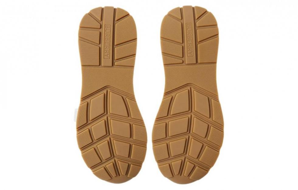 Burberry Ramsey White Gum купить в интернет-магазине Yoocart с быстрой доставкой по России.