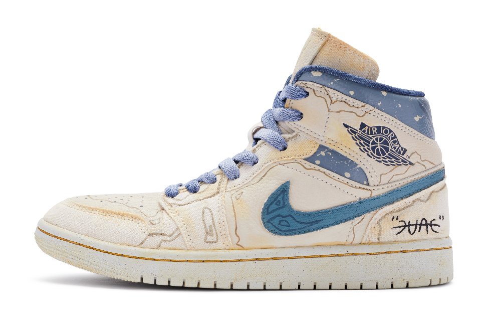 Jordan Air Jordan 1 Mid SE High Top Vintage Basketball Shoes Women's Blue White
