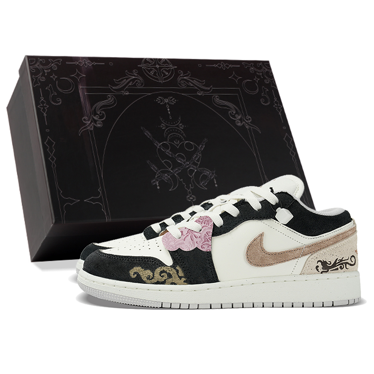 Jordan Air Jordan 1 Low-Top Skateboard Shoes Women's Black White