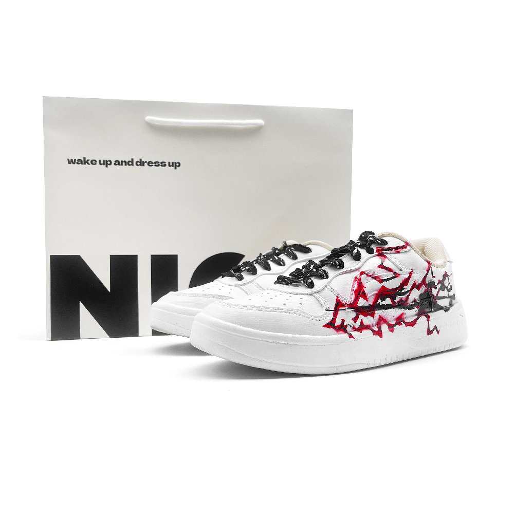 LiNing Pontoon Boats Slip Resistant Shock Absorbers Low Top Skateboard Shoes Unisex Black Red