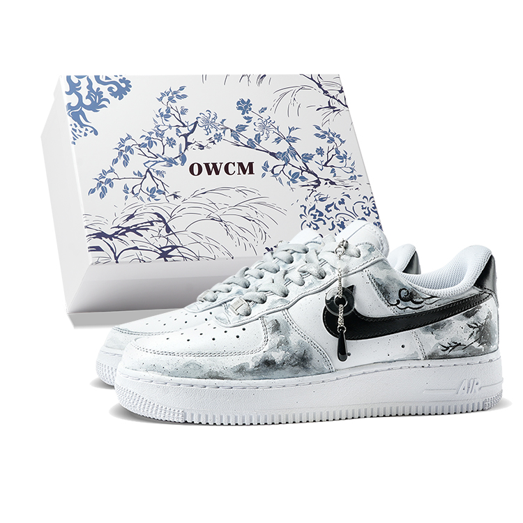 Nike Air Force 1 Abrasion Resistant Low Top Skateboard Shoes Men's Black White