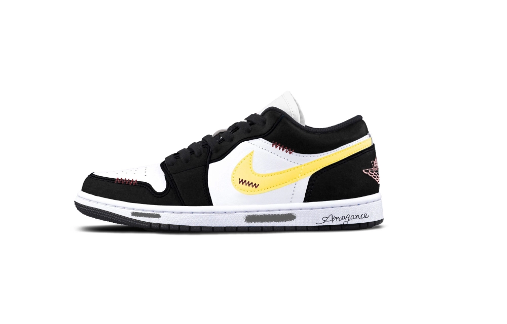 Jordan Air Jordan 1 Gold Mocha Cushioning, Wear Resistant Low top Vintage Basketball Shoes Unisex Black White Yellow