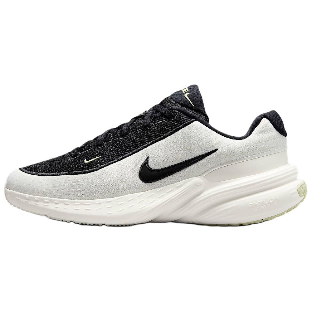 Nike Slip Resistant And Breathable Low Top Casual City Commute Running Shoes Men's White Black