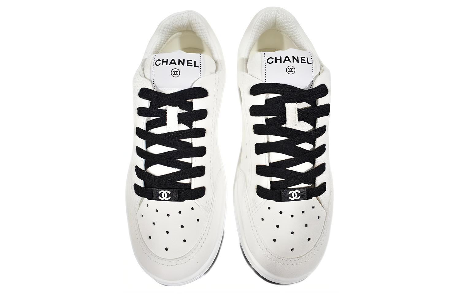 CHANEL Low Top Stylish Skateboarding Shoes Women's White
