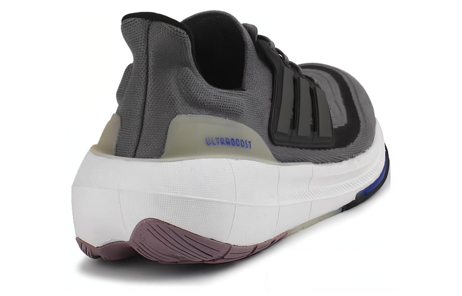 Adidas Ultraboost Light Low Top Marathon Training  Long Distance Running Shoes Men's Black White купить в интернет-магазине Yoocart с быстрой доставкой по России.