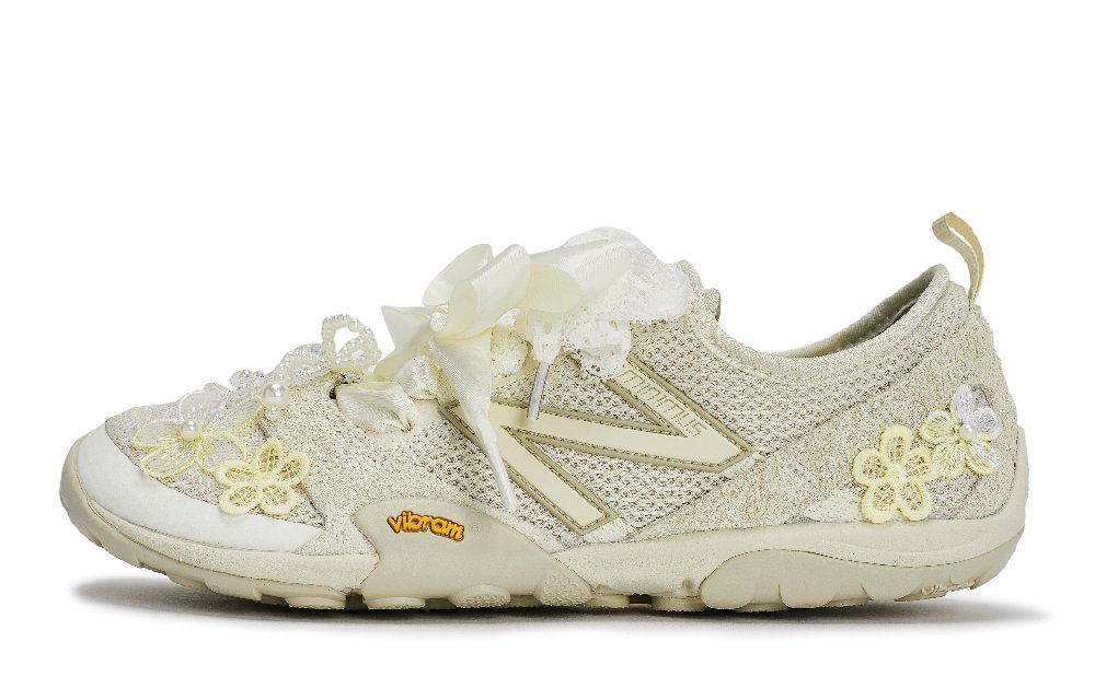 New Balance MT10 Casual Shoes Unisex Low Top Beige