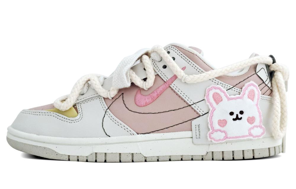 Nike Dunk Disrupt 2 Low-Top Skateboard Shoes Women's Pink White