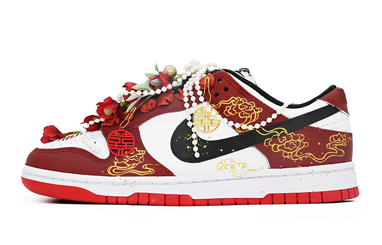 Nike Dunk Slip Resistant Shock Absorbers With Abrasion Resistant Properties Low Top Skateboard Shoes Unisex Red Gold