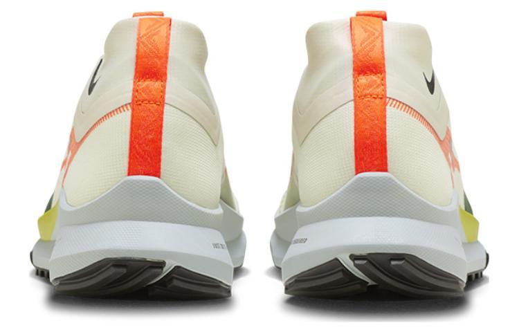 Nike Pegasus Trail 4 Gore Tex Coconut Milk Safety Orange Cactus купить в интернет-магазине Yoocart с быстрой доставкой по России.