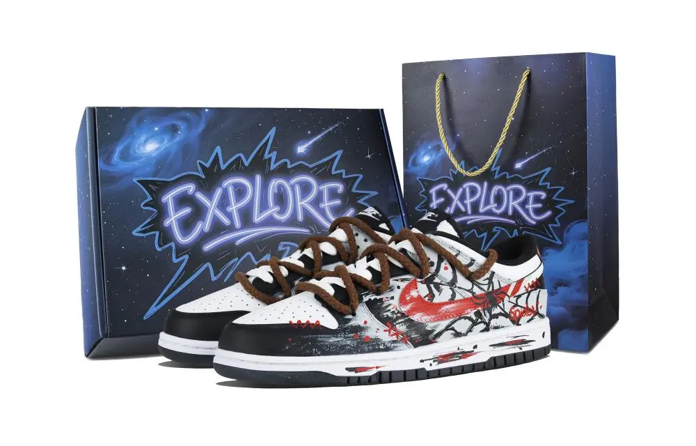Nike Dunk The Spider's Trail Box Abrasion Resistant Low top Skateboard Shoes Unisex Red Black