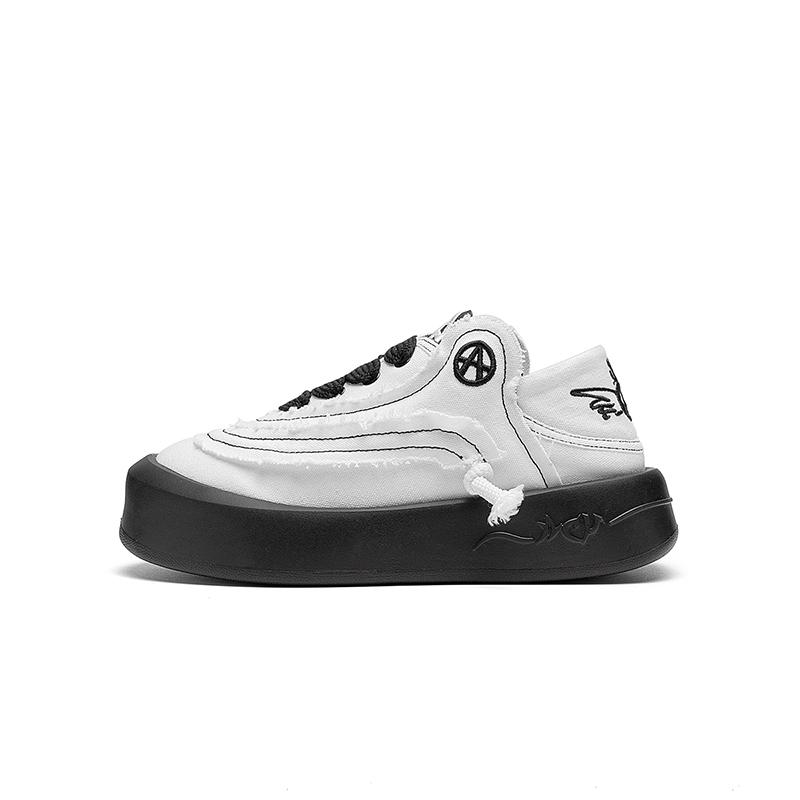 Acupuncture Low-Top Skateboard Shoes Women's Ivory White Box