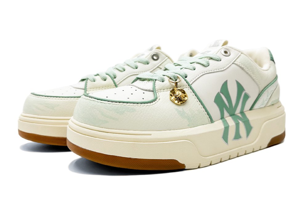 MLB Chunky Liner Slip-Resistant Low-Top Skateboard Shoes Unisex Light Green