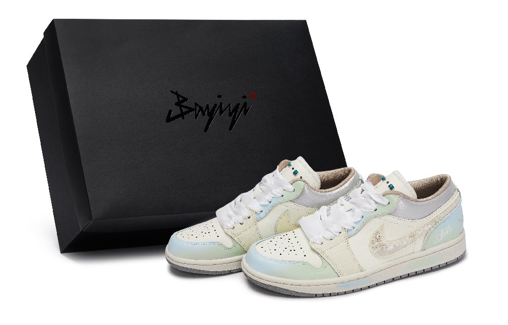 Jordan Air Jordan 1 Vintage Basketball Shoes Women's Low top Beige/White/Gray/Blue/Green