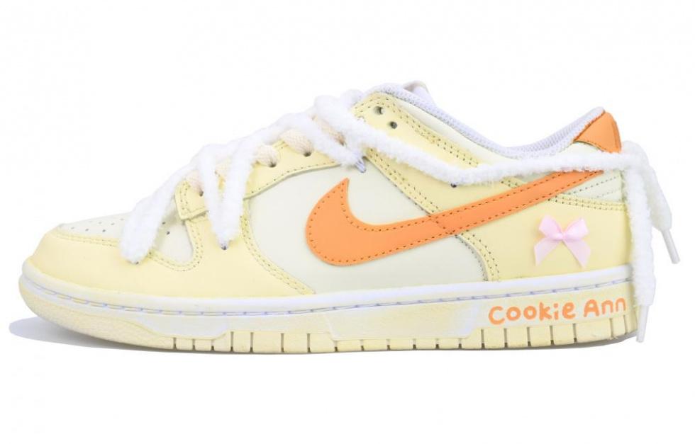 Nike Dunk Low Vlad Anti-Slip And Wear-Resistant Lightweight Low-Top Skateboard Shoes Women's Yellow Orange