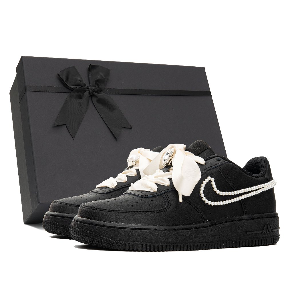 Nike Air Force 1 Low Top Skateboard Shoes GS Black White