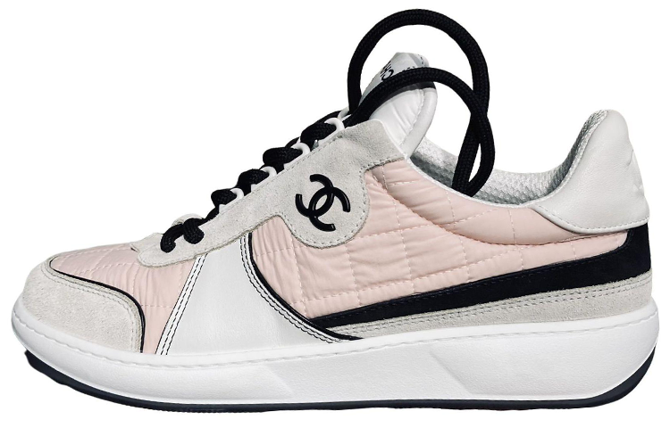 CHANEL Low Top Stylish Skateboarding Shoes Women's Pink White
