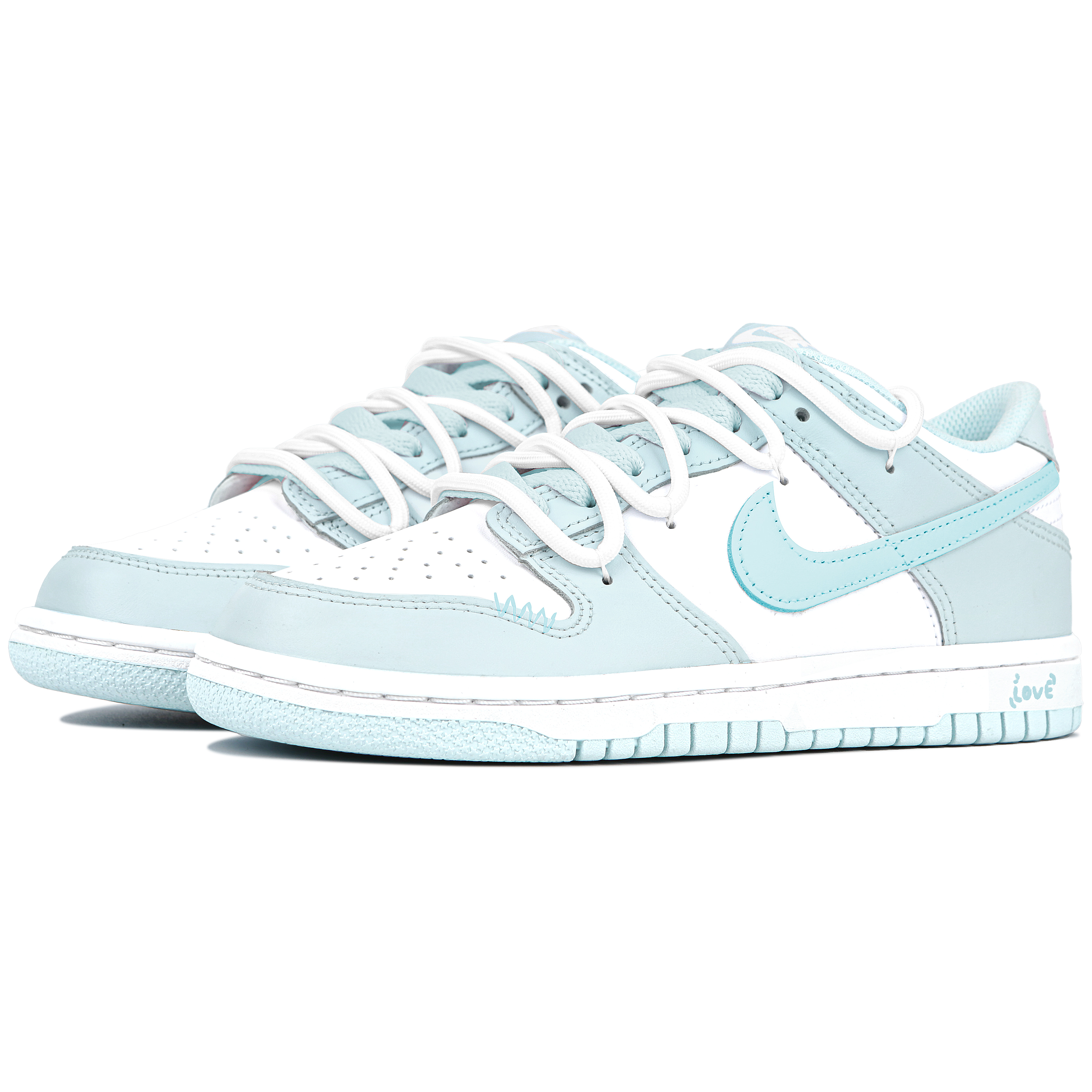 Nike Dunk Low Ice Cool Dew Slip Resistant And Breathable Low Top Skateboard Shoes GS Blue White купить в интернет-магазине Yoocart с быстрой доставкой по России.