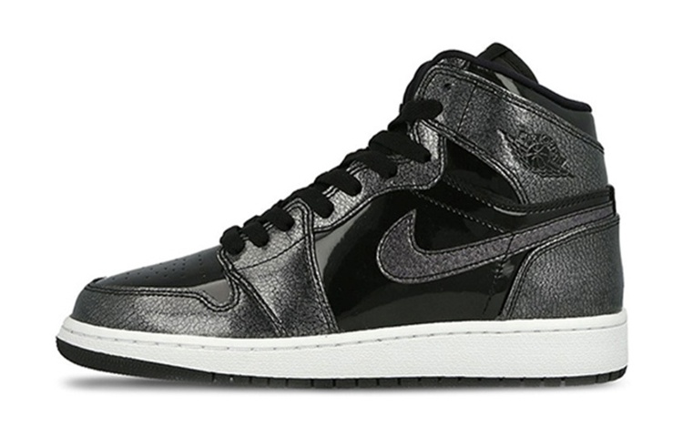 Jordan 1 Retro High Black Patent GS