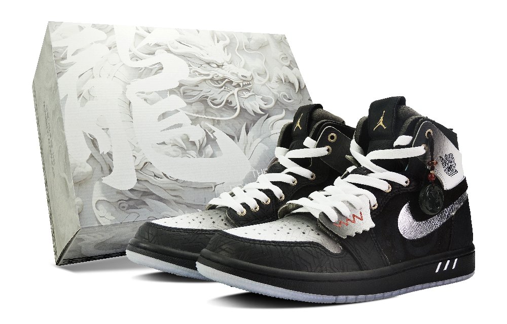 Jordan Air Jordan 1 Shadow High-Top Vintage Basketball Shoes Unisex Black White