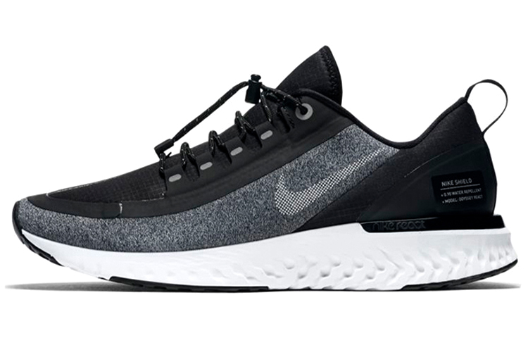 NIKE Беговые кроссовки с низким верхом для женщин