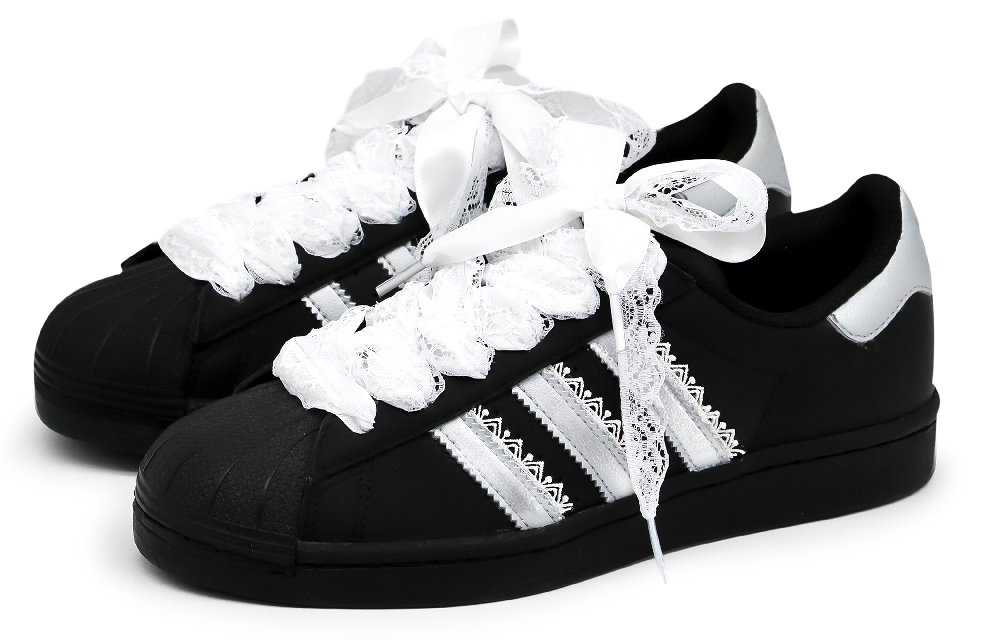 Adidas Originals SUPERSTAR Crow Manufacturing, Light Silver Ballet 2.0 Low Top Skateboard Shoes Unisex Black Silver