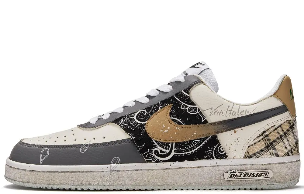 Nike Court Vision 1 Skateboard Shoes Men's Low top Beige/Black