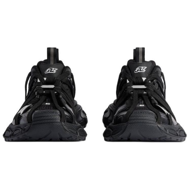 Balenciaga 3XL Low Top Chunky Sneakers Men's Black купить в интернет-магазине Yoocart с быстрой доставкой по России.
