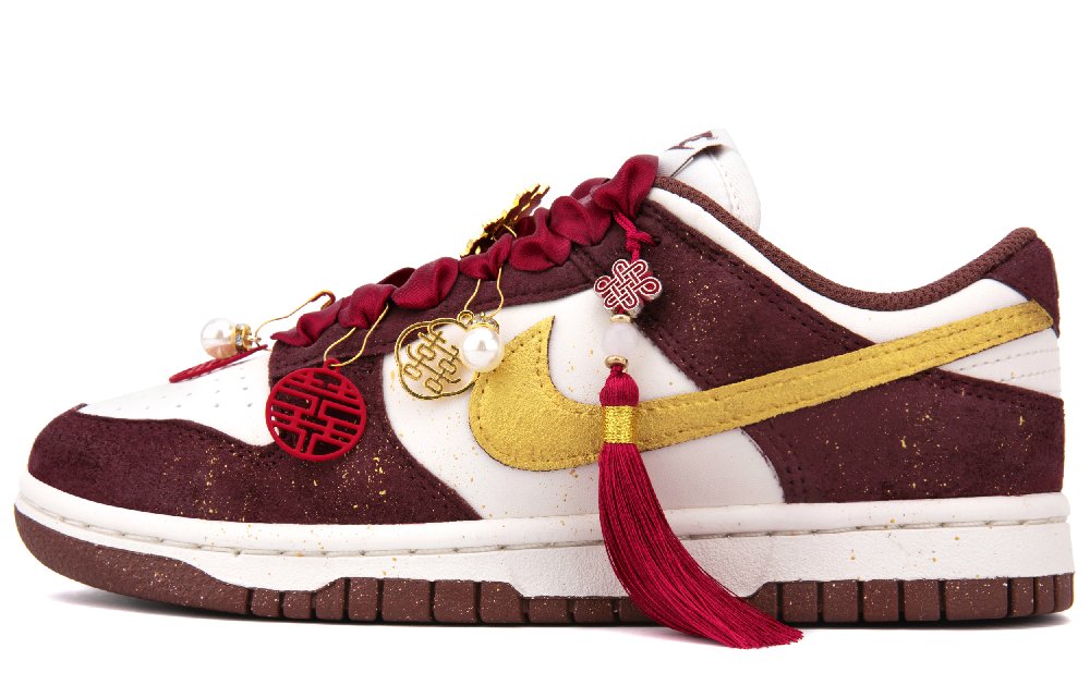 Nike Dunk Low-Top Skateboard Shoes Unisex Gold Red