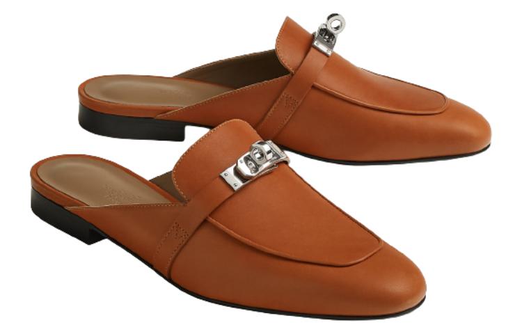 HERMES Oz Closed Toe Slippers Women's Brown