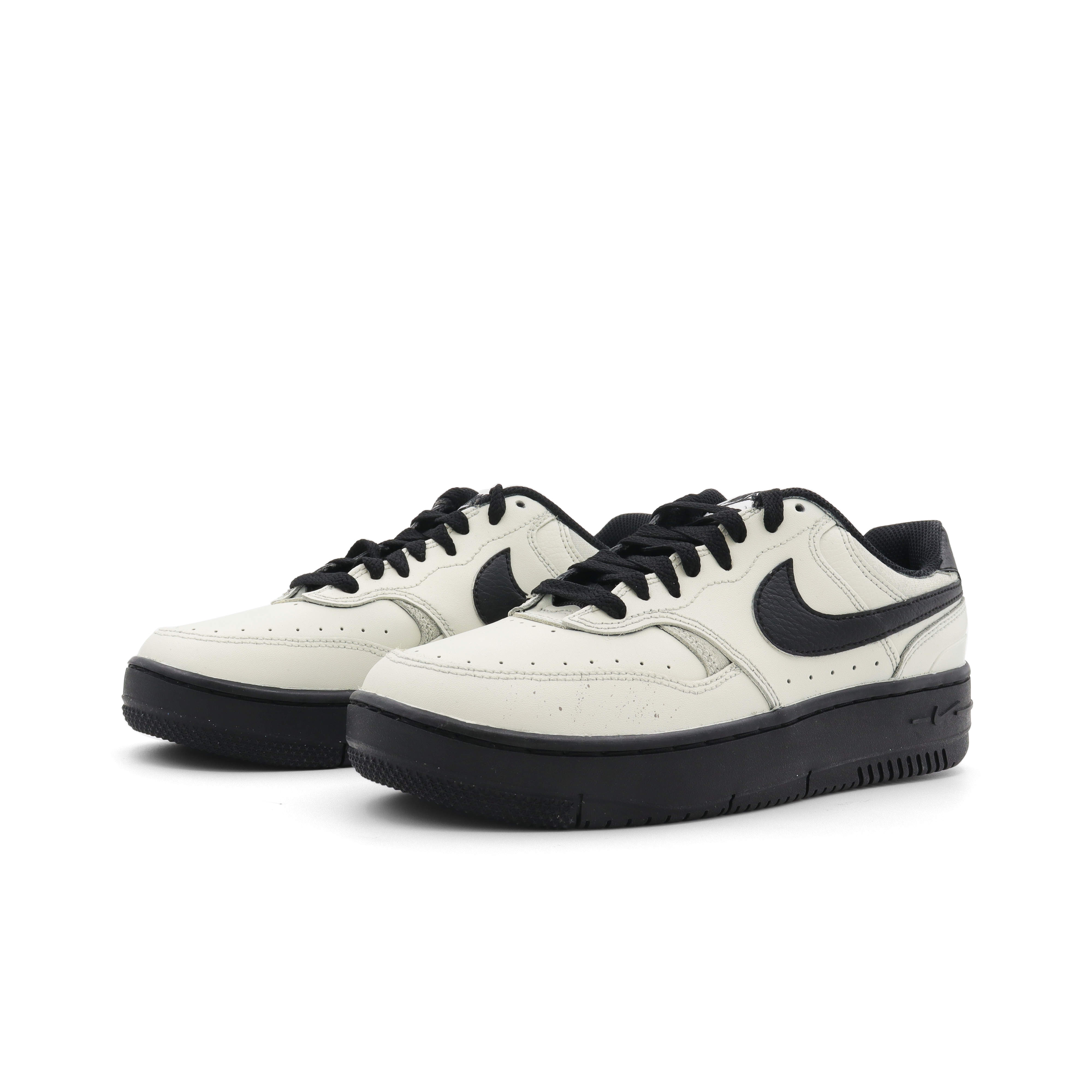 Nike Gamma Force Abrasion Resistant Low top Skateboard Shoes Women's Beige Black купить в интернет-магазине Yoocart с быстрой доставкой по России.