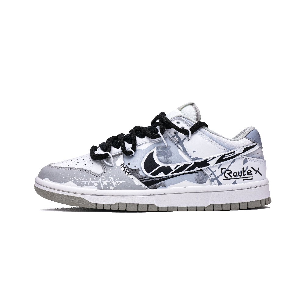 Nike Dunk Slip Resistant Shock Absorbers Low Top Skateboard Shoes Unisex Light Gray