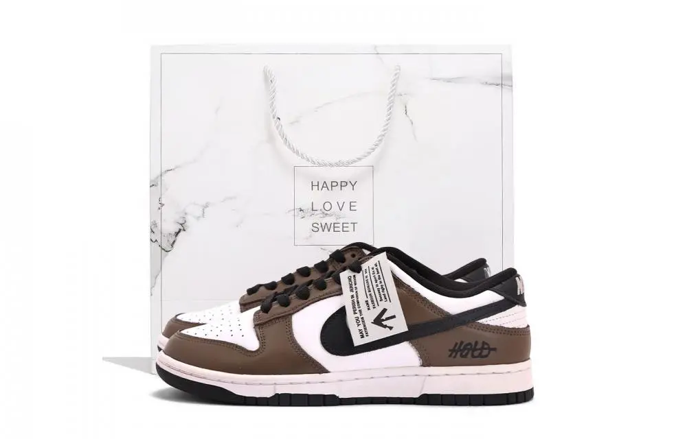 Nike Dunk Abrasion Resistant Low top Skateboard Shoes Unisex White Brown
