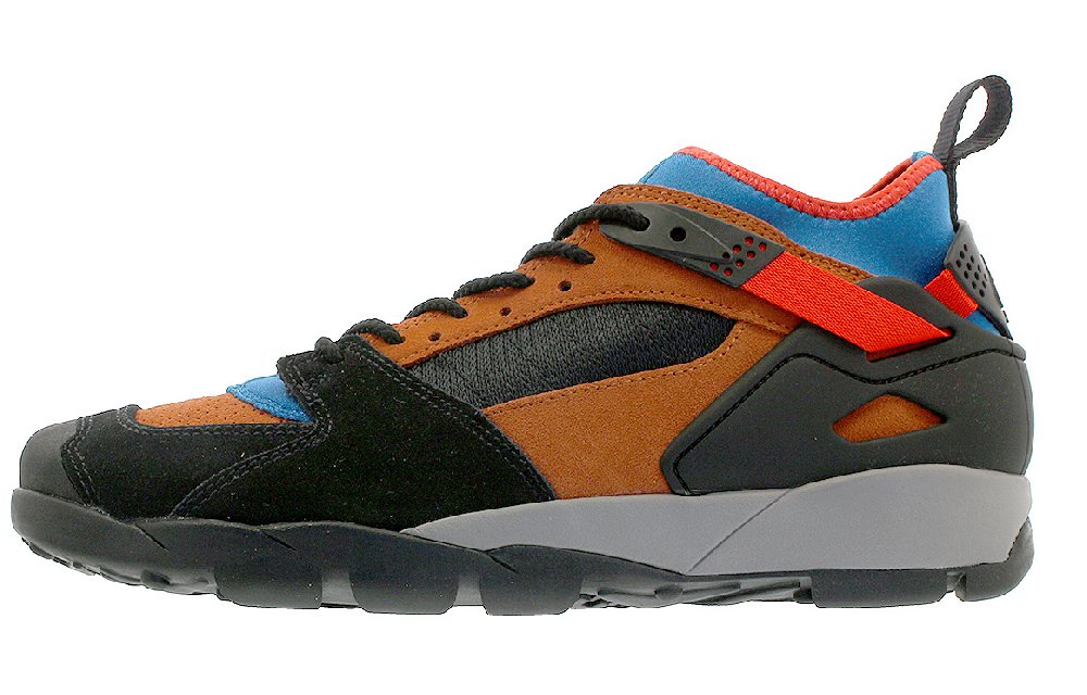 Nike Acg Air Revaderchi 'Black Dark Russet'