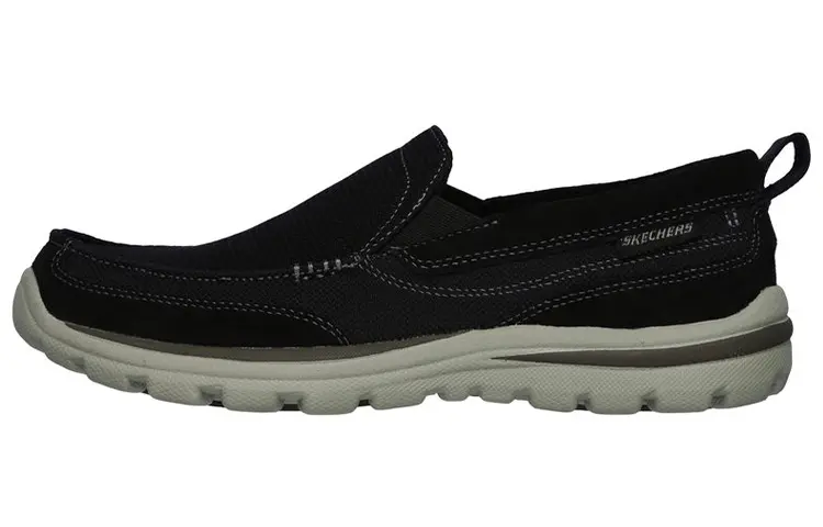 Skechers Relaxed Fit Casual Shoes Men's Low top Black