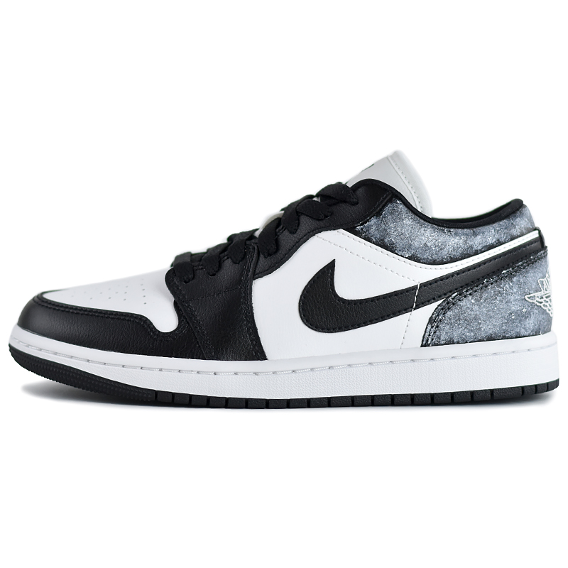 Jordan Air Jordan 1 Slip Resistant, Abrasion Resistant, Breathable Low Top Vintage Basketball Shoes Women's Black White