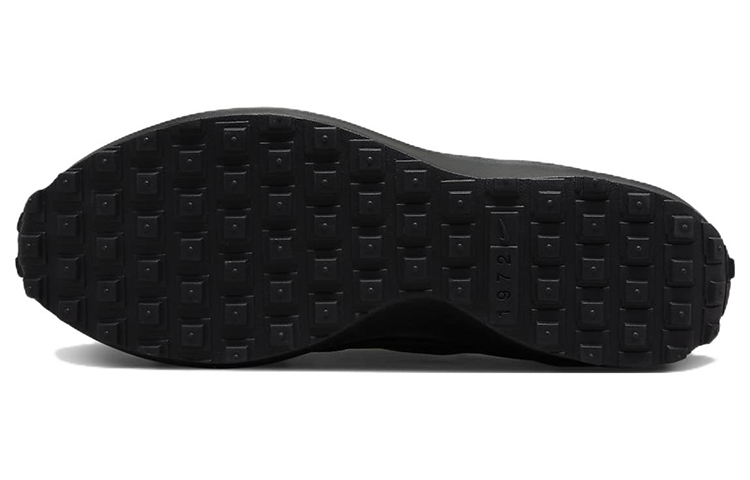Nike Waffle Debut Triple Black купить в интернет-магазине Yoocart с быстрой доставкой по России.