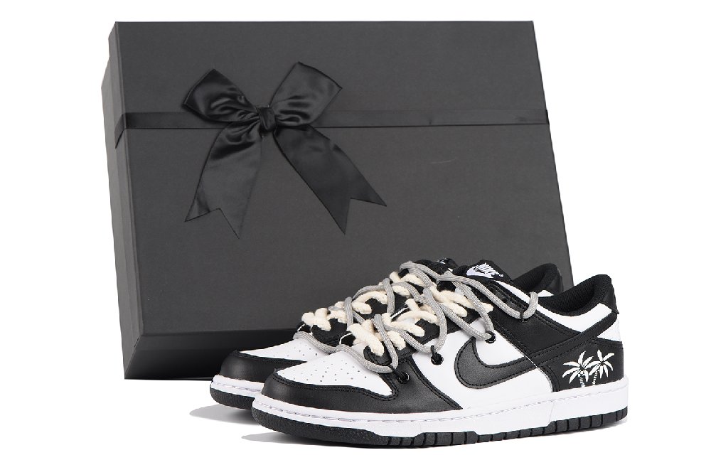Nike Dunk Low Retro Low-Top Skateboard Shoes Men's Black White