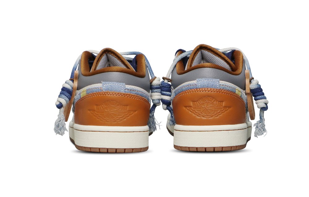 Jordan Air Jordan 1 Durable Breathable Lightweight Low-Top Vintage Basketball Shoes Men's White Blue