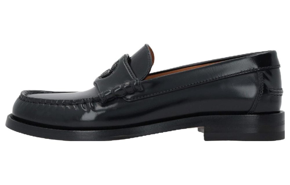 GUCCI Interlocking G Leather Loafers