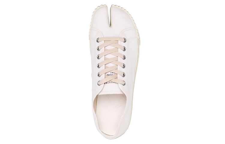 Maison Margiela Tabi Low Top Sneakers купить в интернет-магазине Yoocart с быстрой доставкой по России.