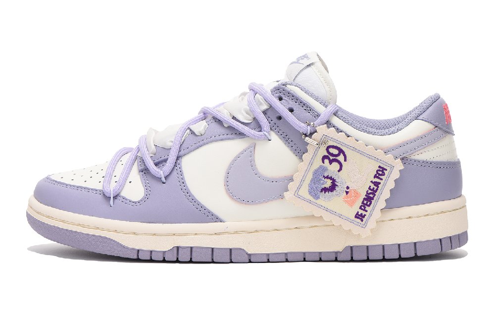 Nike Dunk Low Anti-Slip Wear-Resistant Low-Top Skateboard Shoes Women's Purple