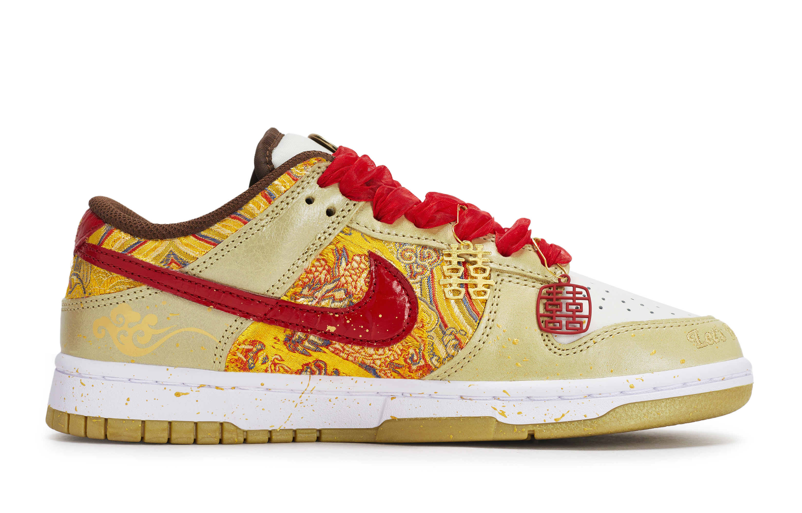Nike Dunk Skateboard Shoes Women's Low Top Beige/Red/Gold/Brown купить в интернет-магазине Yoocart с быстрой доставкой по России.